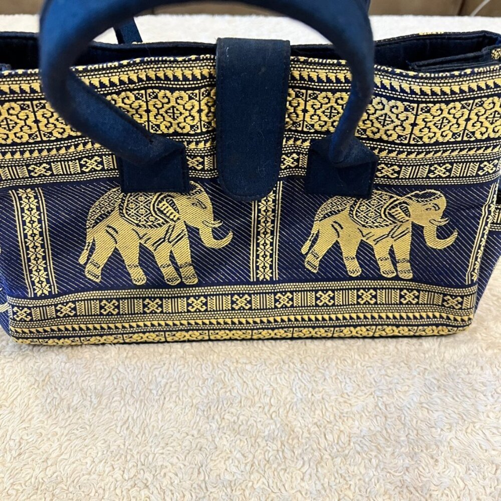 Elephant Purse - Picture 4 of 4